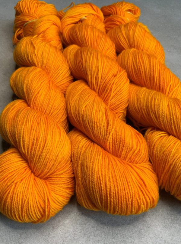 Tangerine Twist - 4 ply - Hand Dyed Yarn