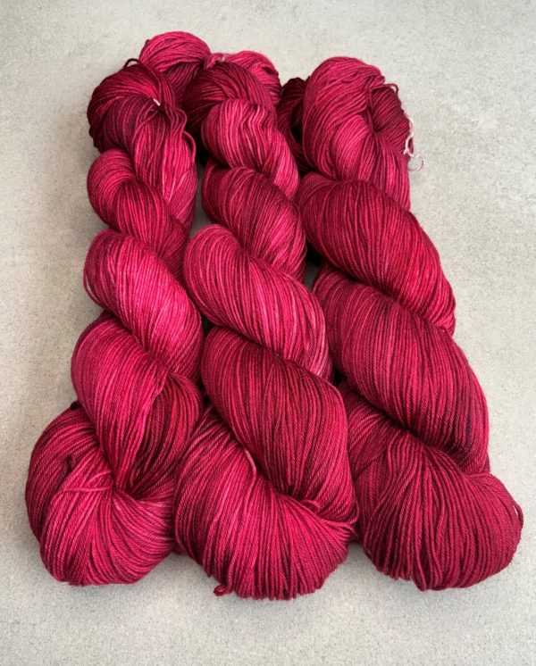 Wanda - 4 ply - Hand Dyed Yarn